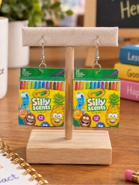 Mini Crayola Silly Scents Twistable Crayons 12-count set pair of earrings